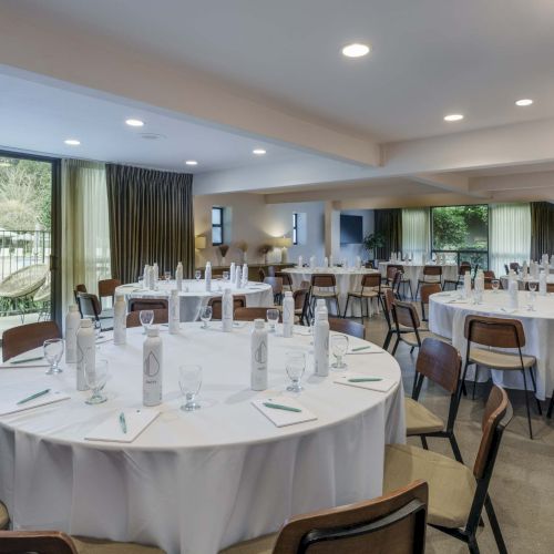 Flamingo Resort and Spa Santa Rosa Sonoma, Tapestry by Hilton